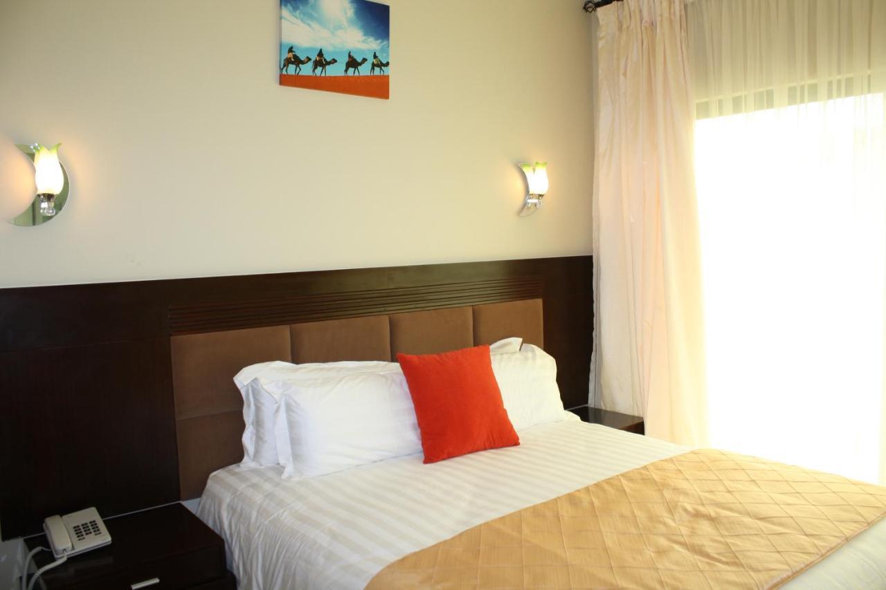 Hotel Nomads Court Chudleigh à Lusaka Extérieur photo